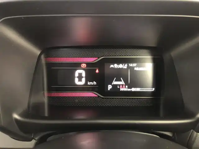 スズキ スペーシア カスタム HYBRID XS 愛知県 2024(令6)年 0.4万km ピュアホワイトP スズキセーフティサポート/　　・デュアルセンサーブレーキサポート/　　・車線維持支援機能/　　・車線逸脱抑制機能　　/　　・ふらつき警報機能/　　・アダプティブクルーズコントロール/　　・ハイビームアシスト/　　・全方位モニター/　　・ヘッドアップディスプレイ/メーカーオプション9インチナビ/　　・BT/フルセグ/革巻きステアリング/ステアリングリモコン/ステアリングヒーター/ハーフレザーシート/シートヒーター（前席）/シートバックテーブル/両側パワースライドドア/純正LEDヘッドライト/フォグランプ/純正15インチアルミホイール/取扱説明書/保証書