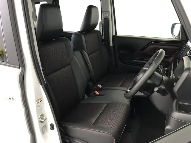スズキ スペーシア カスタム HYBRID XS 愛知県 2024(令6)年 0.4万km ピュアホワイトP スズキセーフティサポート/　　・デュアルセンサーブレーキサポート/　　・車線維持支援機能/　　・車線逸脱抑制機能　　/　　・ふらつき警報機能/　　・アダプティブクルーズコントロール/　　・ハイビームアシスト/　　・全方位モニター/　　・ヘッドアップディスプレイ/メーカーオプション9インチナビ/　　・BT/フルセグ/革巻きステアリング/ステアリングリモコン/ステアリングヒーター/ハーフレザーシート/シートヒーター（前席）/シートバックテーブル/両側パワースライドドア/純正LEDヘッドライト/フォグランプ/純正15インチアルミホイール/取扱説明書/保証書