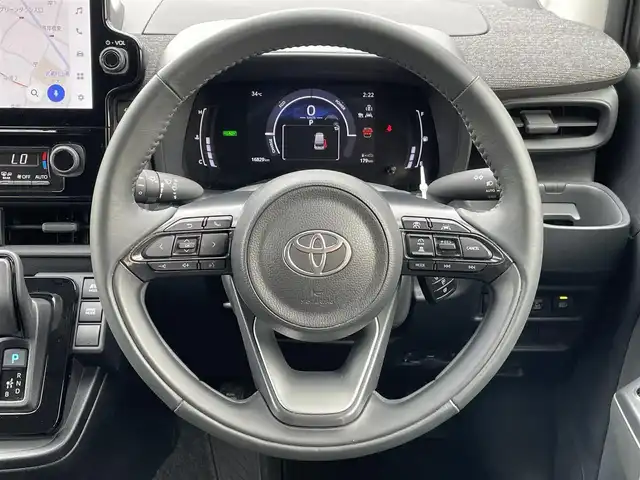 トヨタ シエンタ ハイブリッド Z 東京都 2024(令6)年 1.7万km ダークグレー トヨタセーフティセンス　/シートヒーター　/ステアリングヒーター　/アラウンドビューモニター　/ＡＣＣ　/ＢＳＭ　/ＡＣ１００Ｖ　/純ナビ　/インテリジェントクリアランスソナー　/両側電動ドア　/地デジ　/ＥＴＣ２．０　/スペアキー/LEDヘッドライト/ワンオーナー
