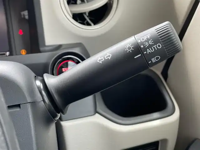 ホンダ Ｎ ＢＯＸ ファッションスタイル 滋賀県 2025(令7)年 0.1千km プレミアムアイボリーパールⅡ 届出済未使用車/純正9インチナビ/【Bluetooth/CD/DVD/フルセグTV/Apple CarPlay/Android Auto】/ホンダセンシング/・衝突軽減ブレーキ（CMBS）/・先行車発進お知らせ機能/・歩行者事故低減ステアリング/・路外逸脱抑制機能/・標識認識機能/・渋滞追従機能付アダプティブクルーズコントロール/・車線維持支援システム（LKAS）/・誤発進抑制機能/・後方誤発進抑制機能/・近距離衝突軽減ブレーキ/・急アクセル抑制機能/・パーキングセンサーシステム/・オートマチックハイビーム/両側パワースライドドア/バックカメラ/LEDヘッドライト/電動パーキングブレーキ/オートブレーキホールド/プッシュスタート/スマートキー/ステアリングリモコン