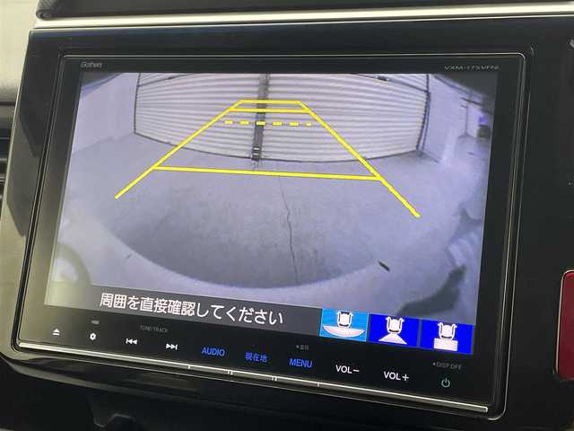 ホンダ ステップワゴン スパーダ ホンダセンシング 茨城県 2016(平28)年 7万km ホワイトオーキッドパール 純正9インチプレミアムインターナビ/ワンセグ/CD/DVD/Bluetooth/AM/FM/ホンダセンシング/・衝突軽減ブレーキ/・アダプティブ・クルーズ・コントロール/・車線維持支援システム/・路外逸脱抑制機能/・誤発進抑制機能/・先行車発進お知らせ機能/・標識認識機能/エアロ(フロント/サイド)/バックカメラ/フリップダウンモニター/LEDヘッドライト/オートライト/Clazziシートカバー