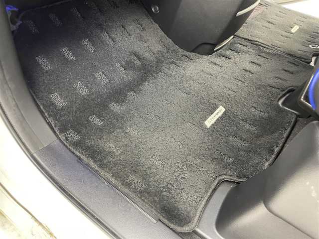 ホンダ ステップワゴン スパーダ ホンダセンシング 茨城県 2016(平28)年 7万km ホワイトオーキッドパール 純正9インチプレミアムインターナビ/ワンセグ/CD/DVD/Bluetooth/AM/FM/ホンダセンシング/・衝突軽減ブレーキ/・アダプティブ・クルーズ・コントロール/・車線維持支援システム/・路外逸脱抑制機能/・誤発進抑制機能/・先行車発進お知らせ機能/・標識認識機能/エアロ(フロント/サイド)/バックカメラ/フリップダウンモニター/LEDヘッドライト/オートライト/Clazziシートカバー