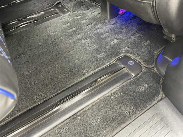 ホンダ ステップワゴン スパーダ ホンダセンシング 茨城県 2016(平28)年 7万km ホワイトオーキッドパール 純正9インチプレミアムインターナビ/ワンセグ/CD/DVD/Bluetooth/AM/FM/ホンダセンシング/・衝突軽減ブレーキ/・アダプティブ・クルーズ・コントロール/・車線維持支援システム/・路外逸脱抑制機能/・誤発進抑制機能/・先行車発進お知らせ機能/・標識認識機能/エアロ(フロント/サイド)/バックカメラ/フリップダウンモニター/LEDヘッドライト/オートライト/Clazziシートカバー