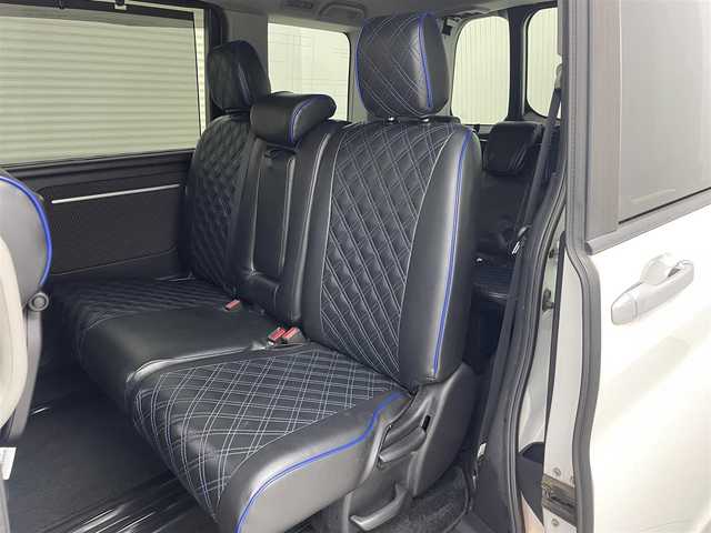 ホンダ ステップワゴン スパーダ ホンダセンシング 茨城県 2016(平28)年 7万km ホワイトオーキッドパール 純正9インチプレミアムインターナビ/ワンセグ/CD/DVD/Bluetooth/AM/FM/ホンダセンシング/・衝突軽減ブレーキ/・アダプティブ・クルーズ・コントロール/・車線維持支援システム/・路外逸脱抑制機能/・誤発進抑制機能/・先行車発進お知らせ機能/・標識認識機能/エアロ(フロント/サイド)/バックカメラ/フリップダウンモニター/LEDヘッドライト/オートライト/Clazziシートカバー