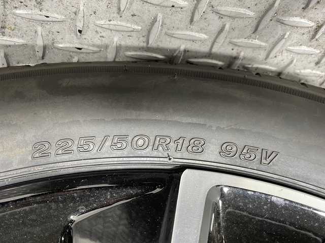 ホンダ ヴェゼル ハイブリッド e:HEV Z 広島県 2025(令7)年 0.1千km プラチナホワイトパール 登録済未使用車（5km）/9型Honda CONNECTディスプレイ/パワーテールゲート/ハーフレザーシート/シートヒーター/ステアリングヒーター/ホンダセンシング/・衝突軽減ブレーキ/・誤発進抑制機能/・レーンキープアシスト/・パーキングセンサー/・アダプティブクルーズコントロール/・アダプティブドライビングビーム/・ブラインドスポットインフォメーション/バックカメラ/減速セレクター/ヒルディセントコントロール/電動パーキングブレーキ/オートブレーキホールド/LEDヘッドランプ/オートライト/ETC2.0/ワイヤレス充電/USB入力端子