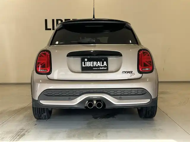 ＭＩＮＩ ミニ クーパー SD 熊本県 2022(令4)年 4.8万km グレーⅡ ハーフレザーシート/シートヒーター/純正HDDナビ/Bluetooth/USB/CarPlay/バックカメラ/コーナーセンサー（PDC）/パーキングアシスト/アダプティブクルーズコントロール/インテリジェントセーフティー/前後ドライブレコーダー/ETC2.0/LEDヘッドライト/ユニオンジャックテールライト/パドルシフト/アンビエントライト/【クーパーSD ・ ルーフトップグレー】