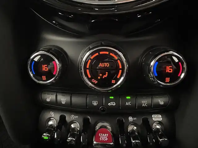 ＭＩＮＩ ミニ クーパー SD 熊本県 2022(令4)年 4.8万km グレーⅡ ハーフレザーシート/シートヒーター/純正HDDナビ/Bluetooth/USB/CarPlay/バックカメラ/コーナーセンサー（PDC）/パーキングアシスト/アダプティブクルーズコントロール/インテリジェントセーフティー/前後ドライブレコーダー/ETC2.0/LEDヘッドライト/ユニオンジャックテールライト/パドルシフト/アンビエントライト/【クーパーSD ・ ルーフトップグレー】