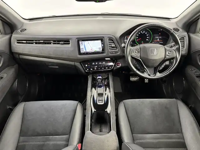 ホンダ ヴェゼル ハイブリッド RS ホンダセンシング 福岡県 2016(平28)年 6.3万km ホワイトオーキッドパール 純正ナビ（フルセグＴＶ）　/バックカメラ　/ホンダセンシング　/ＲＦＰ　/車両接近通報装置　/フロントガラス熱線　/エコモード　/横滑り防止　/ＥＴＣ　/ドラレコ　/純正１８インチアルミホイール　/純正フロアマット　/ＬＥＤ