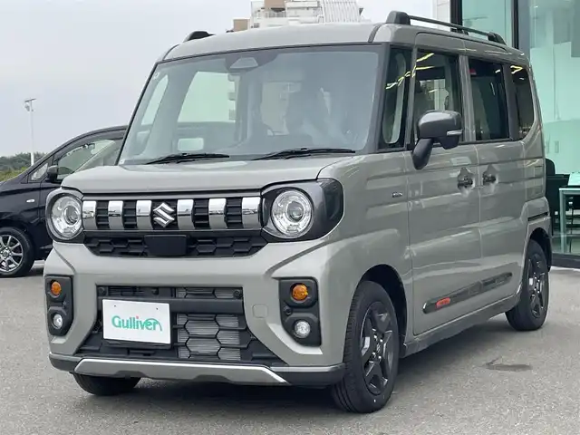 スズキ スペーシア ギア HYBRID XZターボ 東京都 2024(令6)年 0.1千km モスグレーメタリック 届出済未使用車/純正9インチナビ/フルセグ/全方位モニター/両側パワースライドドア/シートヒーター/ステアリングヒーター/アイドリングストップ/パドルシフト/コーナーセンサー/ヘッドアップディスプレイ/アダプティブクルーズコントロール/デュアルセンサーブレーキサポート/レーンキープアシスト/LEDヘッドライト/スマートキー