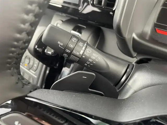 スズキ スペーシア ギア HYBRID XZターボ 東京都 2024(令6)年 0.1千km モスグレーメタリック 届出済未使用車/純正9インチナビ/フルセグ/全方位モニター/両側パワースライドドア/シートヒーター/ステアリングヒーター/アイドリングストップ/パドルシフト/コーナーセンサー/ヘッドアップディスプレイ/アダプティブクルーズコントロール/デュアルセンサーブレーキサポート/レーンキープアシスト/LEDヘッドライト/スマートキー