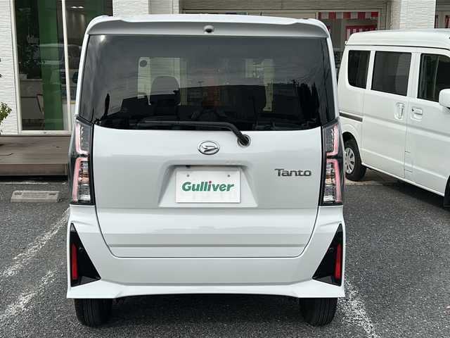 ダイハツ タント カスタム X 千葉県 2023(令5)年 0.9万km シャイニングホワイトパール ナビＮＭＺＫ－Ｗ７３Ｄ ＥＴＣ ドラレコ　Ｂｔ ＤＶＤ フルセグTV ブレーキホールド 電子パーキング シートヒーター ＬＥＤライト オートライト 14インチAW コーナーセンサー 両側パワースライド