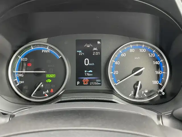 トヨタ ヴォクシー ハイブリッド S－G 千葉県 2022(令4)年 2.8万km マッシブグレー トヨタセーフティセンス/・衝突軽減ブレーキ/レーンキープアシスト/・レーダークルーズコントロール/オートハイビーム/・クリアランスソナー/ディスプレイオーディオプラス/・フルセグ/DVD/CD/BT/HDMI/USB/カープレイ/バックカメラ/ステアリングスイッチ/片側パワースライドドア/ETC2.0/電動パーキングブレーキ/ブレーキホールド/LEDヘッドライト/オートライト/スマートキー/プッシュスタート/純正フロアマット/純正16インチAW