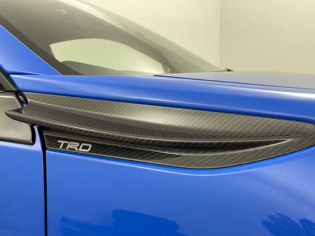 トヨタ ８６ G 宮城県 2020(令2)年 3.8万km ブライトブルー 禁煙車/6速MT/TRDパーツ/ストラーダSDナビ/・CD.DVD.SD.BT.USB/フルセグTV/バックモニター/横滑り防止装置/ETC/LEDヘッドライト/フォグランプ/リモコンキー/純正17インチアルミホイール/社外フロアマット