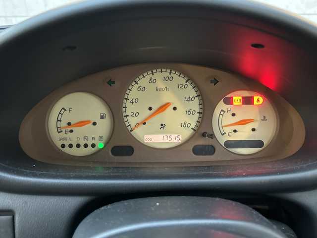 日産 マーチ ボレロ 埼玉県 2000(平12)年 1.8万km ストームグレー ドラレコ前 /積込スタッドレスタイヤ４本/ハロゲンライト　/ドアバイザー　/電動格納ミラー　/Carrozzeriaオーディオ/(CD/USB/Bluetooth)/スペアキー1本