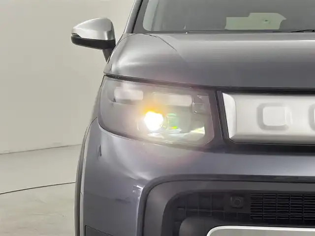 ホンダ フリード ハイブリット e:HEV クロスター 福岡県 2025(令7)年 0.1千km メテオロイドグレーメタリック 登録済未使用車　/純正ナビ／フルセグＴＶ　/バックカメラ　/レーダークルコン　/コーナーセンサー　/衝突軽減ブレーキ　/レーンキープ　/アクセル踏み間違い防止　/ＢＳＭ　/両側電動スライドドア　/シートヒーター　/ＬＥＤ