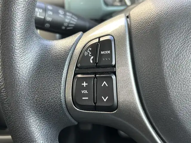 スズキ ハスラー タフワイルド 静岡県 2019(平31)年 7万km オフブルーメタリック/ブラック 2トーン 社外7インチナビ/FM/AM/CD/DVD/Bluetooth/SD/USB/アイドリングストップ/プッシュスタート/スマートキー/ETC/ベンチシート/ハーフレザーシート/前席シートヒーター/オートライト/レーンキープアシスト/横滑り防止システム/衝突軽減システム/純正15AW