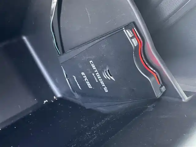 ホンダ ステップワゴン スパーダ eHEV 群馬県 2024(令6)年 1.6万km クリスタルブラックパール 純正SDナビ(LXM-247VFLI)/(CD/DVD/BT/MSU/HDMI/SD/USB)/フルセグ/ホンダセンシング/　・衝突軽減ブレーキ/　・踏み間違い衝突軽減システム/　・歩行者事故低減ステアリング/　・路外逸脱抑制機能/　・先行車発進お知らせ機能/　・標識認識機能/　・車線維持支援システム/クルーズコントロール/アラウンドビューモニター/ETC2.0/純正フリップダウンモニター/ブラインドスポットモニター/両側パワースライドドア/パーキングブレーキスイッチ/オートマチックブレーキホールド/電格ミラー/純正フロアマット/ドアバイザー/保証書/取扱説明書