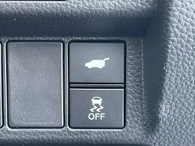 ホンダ ステップワゴン スパーダ eHEV 群馬県 2024(令6)年 1.6万km クリスタルブラックパール 純正SDナビ(LXM-247VFLI)/(CD/DVD/BT/MSU/HDMI/SD/USB)/フルセグ/ホンダセンシング/　・衝突軽減ブレーキ/　・踏み間違い衝突軽減システム/　・歩行者事故低減ステアリング/　・路外逸脱抑制機能/　・先行車発進お知らせ機能/　・標識認識機能/　・車線維持支援システム/クルーズコントロール/アラウンドビューモニター/ETC2.0/純正フリップダウンモニター/ブラインドスポットモニター/両側パワースライドドア/パーキングブレーキスイッチ/オートマチックブレーキホールド/電格ミラー/純正フロアマット/ドアバイザー/保証書/取扱説明書