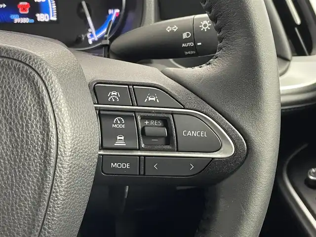 トヨタ ヴォクシー ハイブリッド S－Z 埼玉県 2025(令7)年 4万km グリッターブラックガラスフレーク 快適利便パッケージ　純正１０．５インチディスプレイオーディオ　バックカメラ　ビルトインＥＴＣ２．０　ＤＶＤ再生　三眼　レーダークルーズ　シートヒーター　ステアリングヒーター　ＨＤＭＩ　ＡＣ１００Ｖ