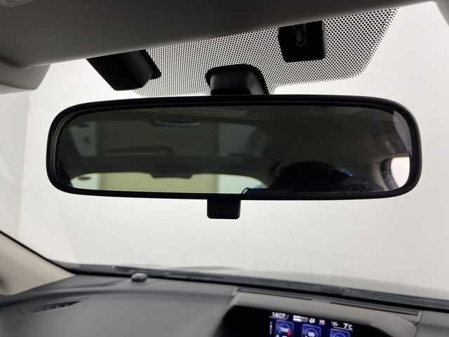 スバル インプレッサ Ｇ４ 1．6i－L アイサイト 道央・札幌 2019(令1)年 5.8万km ダークブルーパール ・4WD　/アイサイト/・プリクラッシュセーフティ/・社外ナビ　BT/SD/FM/AM/・バックカメラ/・レーダークルーズコントロール/・コーナーセンサー/・パドルシフト/・ビルトインETC/・スマートキー×2/・純正フロアマット/・オートライト/・横滑り防止装置/・ABS/・保証書/取説