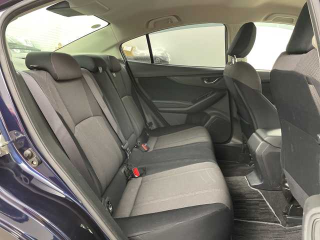 スバル インプレッサ Ｇ４ 1．6i－L アイサイト 道央・札幌 2019(令1)年 5.8万km ダークブルーパール ・4WD　/アイサイト/・プリクラッシュセーフティ/・社外ナビ　BT/SD/FM/AM/・バックカメラ/・レーダークルーズコントロール/・コーナーセンサー/・パドルシフト/・ビルトインETC/・スマートキー×2/・純正フロアマット/・オートライト/・横滑り防止装置/・ABS/・保証書/取説