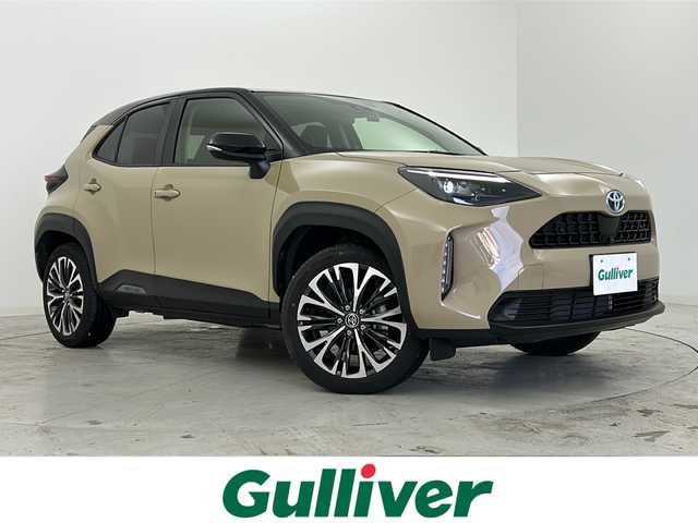 トヨタ ヤリスクロス ハイブリッド Z 宮城県 2021(令3)年 1.5万km ブラックマイカ/ベージュ 2トーン 禁煙車/トヨタセーフティーセンス/・レーントレーシングアシスト/・レーダークルーズコントロール/・ロードサインアシスト/・オートマチックハイビーム/・パーキングサポートブレーキ（ＰＫＳＢ）/・プリクラッシュセーフティ/パノラミックビューモニター/純正8インチTコネクトナビ/・BT/USB/AM/FM/ビルトインETC/前後ドライブレコーダー/前席シートヒーター/運転席パワーシート/ハーフレザーシート/ステアリングヒーター/革巻きステアリング/ステアリングスイッチ/スマートキー×2/プッシュスタート/LEDヘッドライト/LEDフォグランプ/純正18インチアルミホイール/純正フロアマット/前後コーナーセンサー/横滑り防止装置