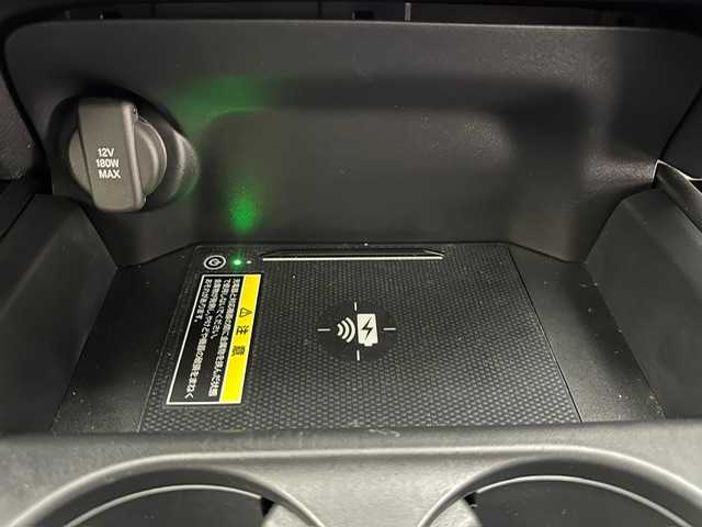 ホンダ ＺＲ－Ｖ ハイブリッド e:HEV Z 兵庫県 2024(令6)年 0.8万km スーパープラチナグレーメタリック 純正メモリナビ(Bluetooth/フルセグ/USB/applecarplay/androidauto)/パワーシート(D+N席)/シートヒーター(D+N席)/メモリーシート/ステアリングヒーター/BOSEサウンド/パワーバックドア/追従型クルーズコントロール/電子パーキングブレーキ/ブレーキホールド/前後ドライブレコーダー/ビルトインETC2.0/純正18インチアルミホイール/純正フロアマット/置くだけ充電/ブラインドスポットモニター/オートライト/オートマチックハイビーム/LEDヘッドライト/LEDフォグライト