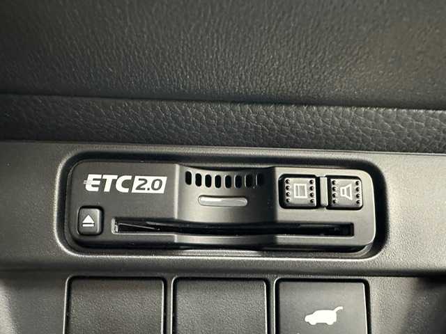 ホンダ ＺＲ－Ｖ ハイブリッド e:HEV Z 兵庫県 2024(令6)年 0.8万km スーパープラチナグレーメタリック 純正メモリナビ(Bluetooth/フルセグ/USB/applecarplay/androidauto)/パワーシート(D+N席)/シートヒーター(D+N席)/メモリーシート/ステアリングヒーター/BOSEサウンド/パワーバックドア/追従型クルーズコントロール/電子パーキングブレーキ/ブレーキホールド/前後ドライブレコーダー/ビルトインETC2.0/純正18インチアルミホイール/純正フロアマット/置くだけ充電/ブラインドスポットモニター/オートライト/オートマチックハイビーム/LEDヘッドライト/LEDフォグライト