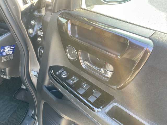 ホンダ Ｎ ＢＯＸ カスタム G L ホンダセンシング 島根県 2019(平31)年 6.8万km シャイニンググレーM 純正Gathers8インチナビゲーション(VXU-185NBi)/フルセグ BT CD DVD/ホンダセンシング/レーダークルーズコントロール/バックカメラ/ドライブレコーダー/ビルトインETC/両側パワースライドドア/LEDヘッドライト/後席サイドサンシェード