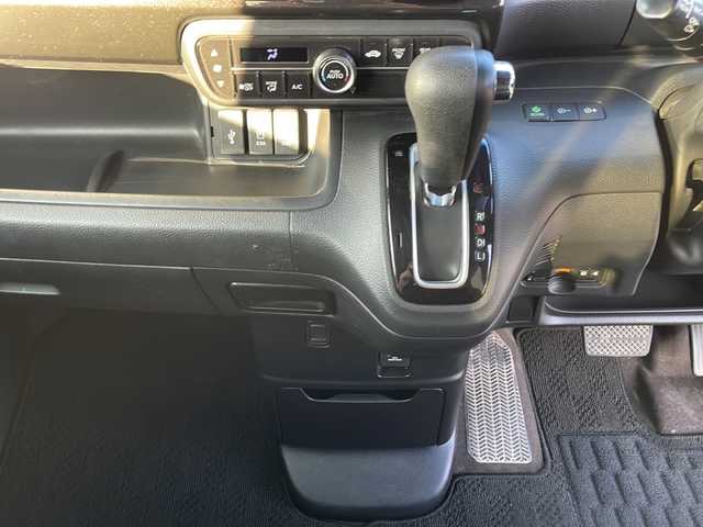 ホンダ Ｎ ＢＯＸ カスタム G L ホンダセンシング 島根県 2019(平31)年 6.8万km シャイニンググレーM 純正Gathers8インチナビゲーション(VXU-185NBi)/フルセグ BT CD DVD/ホンダセンシング/レーダークルーズコントロール/バックカメラ/ドライブレコーダー/ビルトインETC/両側パワースライドドア/LEDヘッドライト/後席サイドサンシェード