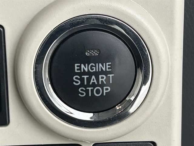 ダイハツ ムーヴ キャンバス G メイクアップ SA Ⅲ 千葉県 2018(平30)年 5.2万km パールホワイトⅢ/ナチュラルベージュマイカメタリック 2トーン スマートアシストIII/　・衝突回避支援ブレーキ機能/　・衝突警報機能/　・車線逸脱警報機能/　・誤発進抑制制御機能/　・オートハイビーム/純正メモリナビ/　　DVD/BT/フルセグTV/両側パワースライドドア/LEDオートライト/フォグランプ/コーナーセンサー/アイドリングストップ/スマートキー/ETC