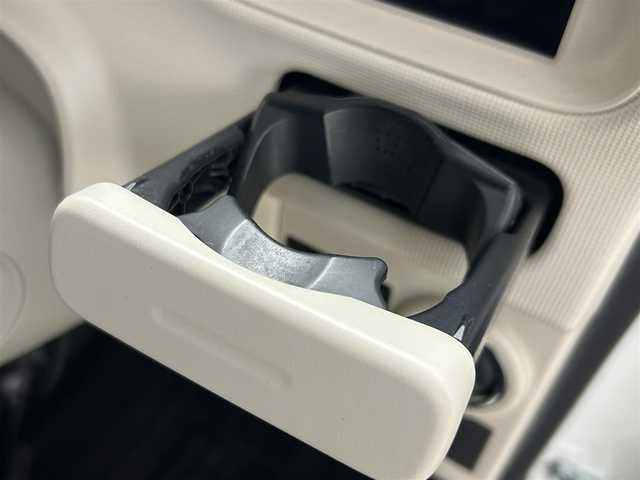 ダイハツ ムーヴ キャンバス G メイクアップ SA Ⅲ 千葉県 2018(平30)年 5.2万km パールホワイトⅢ/ナチュラルベージュマイカメタリック 2トーン スマートアシストIII/　・衝突回避支援ブレーキ機能/　・衝突警報機能/　・車線逸脱警報機能/　・誤発進抑制制御機能/　・オートハイビーム/純正メモリナビ/　　DVD/BT/フルセグTV/両側パワースライドドア/LEDオートライト/フォグランプ/コーナーセンサー/アイドリングストップ/スマートキー/ETC