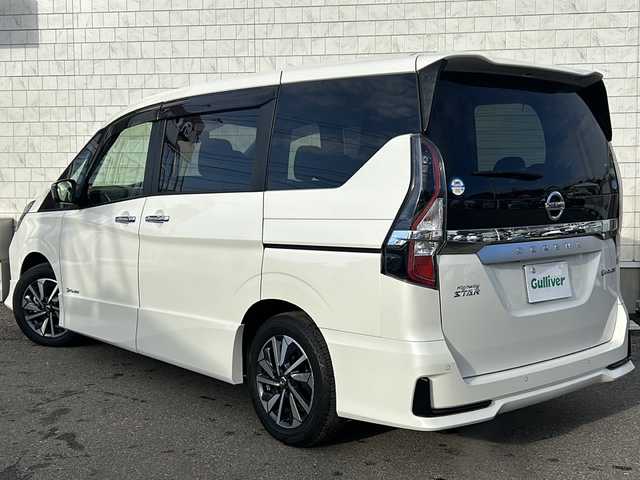 日産 セレナ