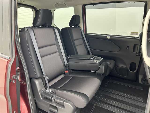 日産 セレナ ハイウェイスターVセレクションⅡ 熊本県 2019(令1)年 5.8万km マルーンレッド 2トーン ワンオーナー　/禁煙車　/純正ナビ（ＣＤ・ＤＶＤ・フルセグ・ＢＴ・ＳＤ・ＵＳＢ）/全周囲カメラ　/純正前方ドライブレコーダー　/純正後席フリップダウンモニター　/ビルトインＥＴＣ　/クルーズコントロール/両側パワースライドドア　/前後クリアランスソナー/アイドリングストップ/衝突軽減ブレーキ/レーンキープアシスト/横滑り防止/純正フロアマット/純正１６インチAW/オートライト/LEDヘッドライト/フォグランプ/スマートキー/プッシュスタート/スペアキー1本/保証書