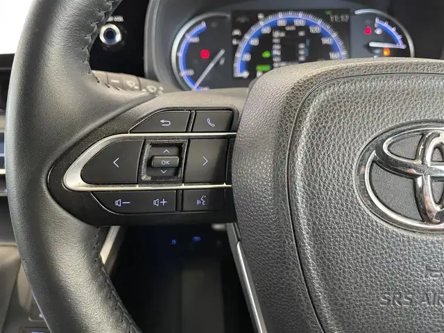 トヨタ ヴォクシー ハイブリッド S－Z 栃木県 2022(令4)年 6.6万km マッシブグレー 禁煙車/ワンオーナー/純正10.5インチナビ/CD DVD BT USB MDMI Miracast AppleCarplay AndroidAuto フルセグTV/ディスプレイオーディオプラス/有機14インチフリップダウンモニター/ドライビングサポートパッケージ/ユニバーサルステップ/快適利便パッケージ/・２列目オットマン/・１列目、２列目シートヒーター/・パワーバックドア/・ハンズフリー両側パワースライドドア/・ステアリングヒーター/デジタルインナーミラー/ドラレコ/ブラインドスポットモニター/ヘッドアップディスプレイ/ＬＥＤオートライト/オートハイビーム/プリクラッシュセーフティ/レーントレーシングアラート/レーダークルーズコントロール/ビルトインETC2.0/ハーフレザーシート/クリアランスソナー/ステアリングスイッチ/プッシュスタート/スマートキー×２/保証書