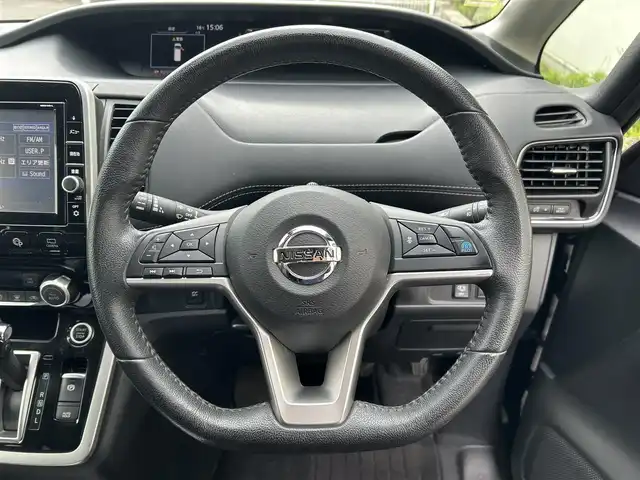 日産 セレナ ハイウェイスター Vセレクション 福島県 2018(平30)年 10.1万km アズライトブルー (株)IDOMが運営する【じしゃロン福島店】の自社ローン専用車両になります。こちらは現金またはオートローンご利用時の価格です。自社ローンご希望の方は別途その旨お申付け下さい/純正ナビ/フルセグＴＶ/ステアリングリモコン/両側パワースライドドア/クルーズコントロール/パーキングアシスト/ドアバイザー/ＥＴＣ/ドライブレコーダー/コーナーセンサー/フリップダウンモニター/革巻きステアリング