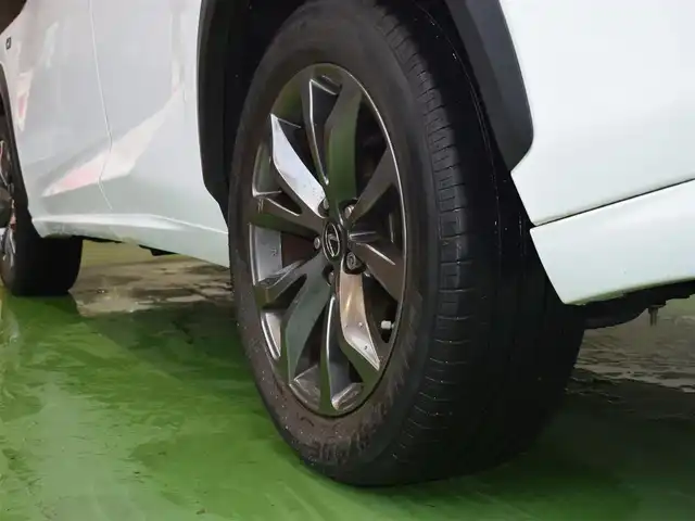 レクサス ＮＸ 200t Fスポーツ 神奈川県 2017(平29)年 2.4万km ホワイトノーヴァガラスフレーク ・サンルーフ/・レーダークルーズコントロール/・SDナビ/CD/DVD/Bluetooth/AUX/・黒革シート/シートヒーター/エアー/・社外ドライブレコーダー/・B/Sカメラ/・ETC/・nanoe/・パドルシフト/・純正18AW/・プッシュスタート/・スマートキー/・前席パワーシート/・パワーバックドア/・オートライト/・LEDライト/・オートブレーキホールド/・ステアリングヒーター/・保証書/・取扱説明書/・記録簿