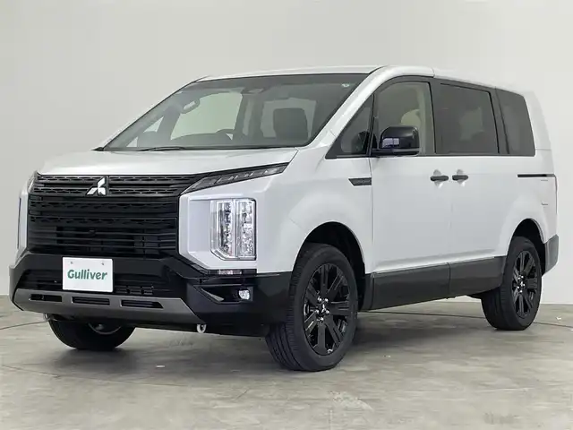 三菱 デリカＤ：５ シャモニー 群馬県 2025(令7)年 0.1万km未満 白Ⅱ 登録済未使用車　全方位カメラ　両側パワースライドドア　パワーバックドア　レーダークルーズコントロール　ＢＳＭ　ＬＥＤライト　ＡＨＢ　シートヒーター　純正１８インチＡＷ　ステアリングヒーター　スマートキ