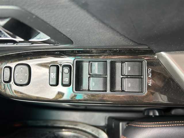 トヨタ アルファード 240S タイプゴールドⅡ 兵庫県 2014(平26)年 10.3万km ブラック ワンオーナー/ALPINE10インチナビ/フルセグTV/Bluetooth/CD/DVD/USB/バックカメラ/ETC/nanoe-/コーナーセンサー/クルーズコントロール/両側パワースライドドア/電動リアゲート/本木目ステアリング/ステアリングスイッチ/電動格納ミラー/HIDヘッドライト/フォグランプ/オートライト/ハーフレザーシート/プッシュスタート/スマートキー/スペアキー