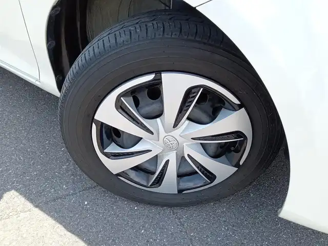 トヨタ シエンタ G クエロ 福井県 2022(令4)年 3.2万km ホワイトパールクリスタルシャイン ワンオーナー車/前席シートヒーター/４WD/ステアリングヒーター/前後コーナーセンサー/ビルトインETC/LEDヘッドライト/Fフォグ/クリアランスソナー/両側パワースライドドア/純正9インチメモリナビ/フルセグテレビ/衝突被害軽減システム/レーンキープアシスト/横滑り防止装置/盗難防止装置/純正ホイルキャップ/ダブルエアバッグ/純正フロアマット/スマートキー
