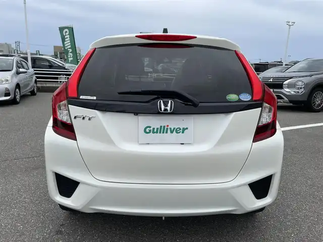 ホンダ フィット 13G Fパッケージ 石川県 2015(平27)年 8.5万km パール 純正メモリーナビ/バックカメラ/スマートキー/プッシュスタート/電動ミラー/ABS/社外アルミホイール&スタッドレス/純正ホイール&夏タイヤ積み込み/ステアリングリモコン