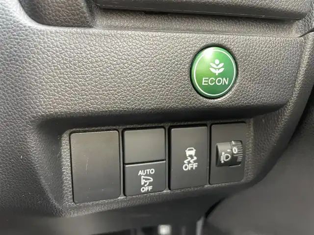 ホンダ フィット 13G Fパッケージ 石川県 2015(平27)年 8.5万km パール 純正メモリーナビ/バックカメラ/スマートキー/プッシュスタート/電動ミラー/ABS/社外アルミホイール&スタッドレス/純正ホイール&夏タイヤ積み込み/ステアリングリモコン