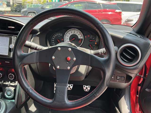 トヨタ ８６ GT リミテッド 東京都 2012(平24)年 4.8万km ライトニングレッド フルセグテレビ/メモリナビ/バックカメラ/プッシュスタート/ETC/TRDエアロ/HKSマフラー/RAYSホイール