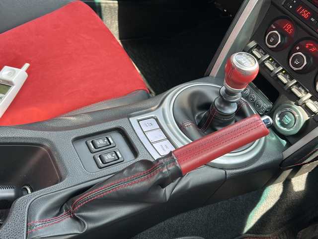 トヨタ ８６ GT リミテッド 東京都 2012(平24)年 4.8万km ライトニングレッド フルセグテレビ/メモリナビ/バックカメラ/プッシュスタート/ETC/TRDエアロ/HKSマフラー/RAYSホイール