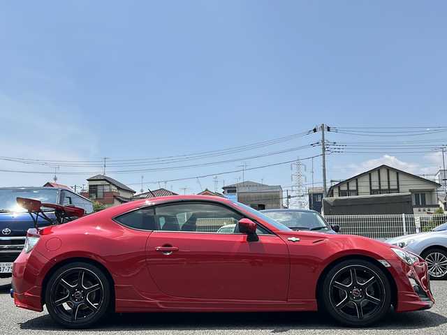 トヨタ ８６ GT リミテッド 東京都 2012(平24)年 4.8万km ライトニングレッド フルセグテレビ/メモリナビ/バックカメラ/プッシュスタート/ETC/TRDエアロ/HKSマフラー/RAYSホイール