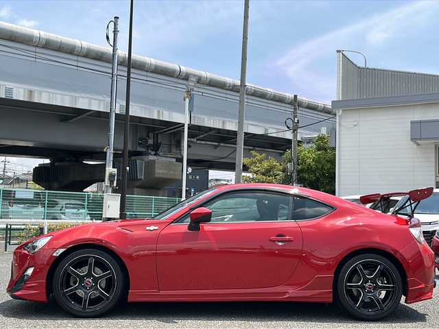 トヨタ ８６ GT リミテッド 東京都 2012(平24)年 4.8万km ライトニングレッド フルセグテレビ/メモリナビ/バックカメラ/プッシュスタート/ETC/TRDエアロ/HKSマフラー/RAYSホイール