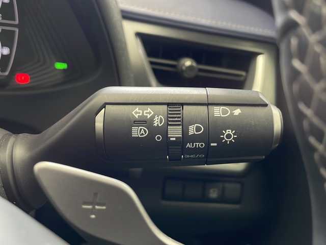 レクサス ＵＸ 250h バージョンC 栃木県 2023(令5)年 4万km マダーレッド 純正メーカーOPナビ/（CD/DVD/フルセグTV/BT）/全方位カメラ/サンルーフ/三眼LEDヘッドライト/Lexus Safety System＋/・パノラミックビューモニター/・レーダークルーズコントロール/・ブラインドスポットモニター/・プリクラッシュセーフティ/・パーキングサポートブレーキ/・クリアランスソナー/・ロードサインアシスト/・オートマチックハイビーム/・レーントレーシングアシスト/前後コーナーセンサー/ETC2.0/前後ドラレコ/パワーバックドア/パワーシート/シートヒーター/メモリーシート/デジタルインナーミラー/オートライト/純正アルミホイール/純正フロアマット