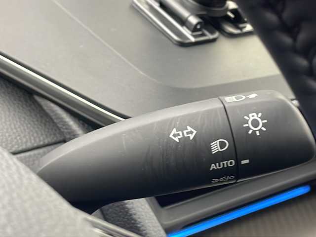 トヨタ プリウス Z 宮城県 2024(令6)年 3.6万km プラチナホワイトパールマイカ 純正ナビ/(FM/AM/フルセグTV/Miracast)/デジタルインナーミラー/トヨタセーフティーセンス/ブラインドスポットモニター/ETC2.0/レザーシート/パワーシート/シートヒーター/エアシート/ステアリングヒーター/プッシュスタート/スマートキー/スペアキー/オートライト/オートマチックハイビーム/SOSスイッチ/純正19インチアルミホイール/社外フロアマット