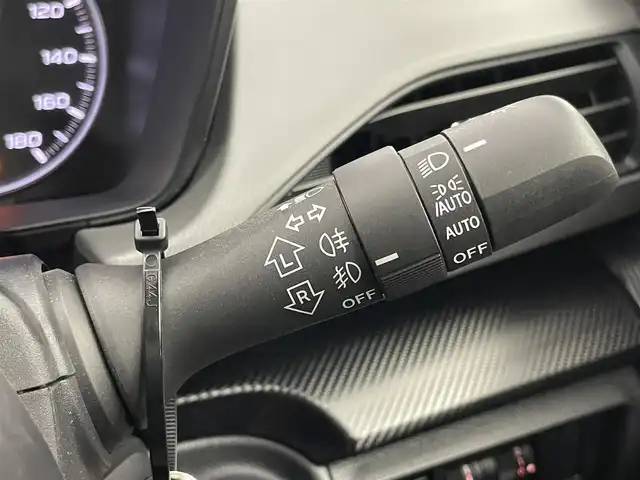 スバル クロストレック ツーリング 埼玉県 2023(令5)年 1万km クリスタルホワイトP 純正１１．６インチナビ　３６０度ビューモニター　レーダークルーズコントロール　ステアリングヒーター　ルーフレール　シートヒーター　パドルシフト　ＬＥＤヘッドライト　Ｂｌｕｅｔｏｏｔｈ　地デジＴＶ