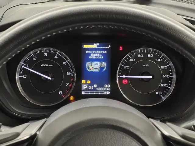 スバル インプレッサ スポーツ 2．0i－S アイサイト 三重県 2017(平29)年 1.4万km ダークグレーメタリック ガソリン/FF/MTモード付フロアCVT/純正 8インチナビ CN-LR820D/（FM/AM/SD/iPod/TV/USB/Bluetooth/MEMORY MUSIC/CD/DVD/HDMI/VTR）/ETC/アイサイト/・プリクラッシュブレーキ/・アクティブレーンキープ（車線中央維持）/・全車速追従/定速クルーズコントロール/・後退速度リミッター/・先行車発進お知らせ機能/・ヒルスタートアシスト/装備/・8wayパワーシート（D/N）/・左右独立オートエアコン/・オートライト/・ステアリング連動ヘッドライト（SRH）/・LEDヘッドライト/・オートワイパー/・パドルシフト/・電子パーキングブレーキ/・プッシュスタート/・充電用USBジャックx2/・純正18インチアルミホイール/・冬用タイヤ付属（17インチアルミホイール付）/・スマートキーx2/・保/取/ナビ取/など